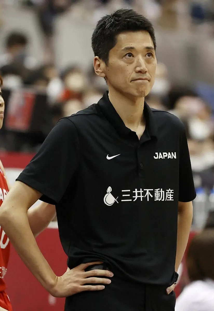アジア大会準Vのバスケ女子が帰国　恩塚監督NBA視察へ「哲学をどう浸透させるのか学びたい」