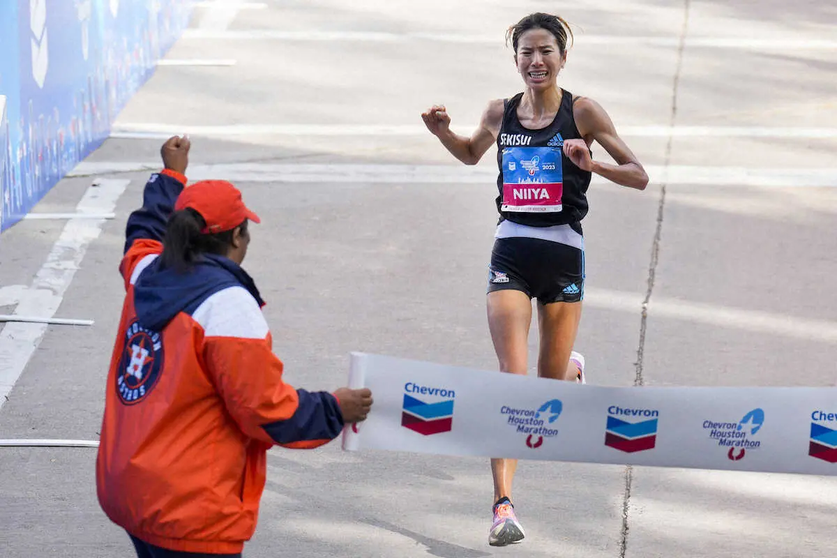 【画像・写真】新谷仁美　日本歴代2位でVもパリ五輪は「私のスケジュールには入っていません」