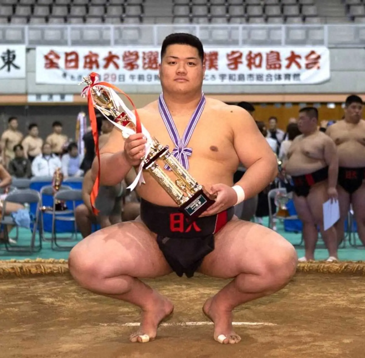 全日本大学選抜相撲宇和島大会の個人戦で優勝した日大の花岡真生（提供写真）