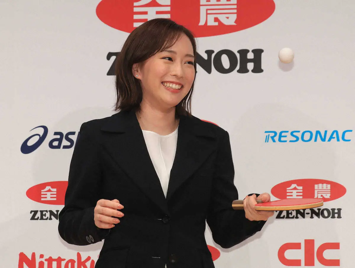 石川佳純　　涙と笑顔と感謝の引退会見「卓球に恩返し」　中国メディアの質問は自ら通訳も