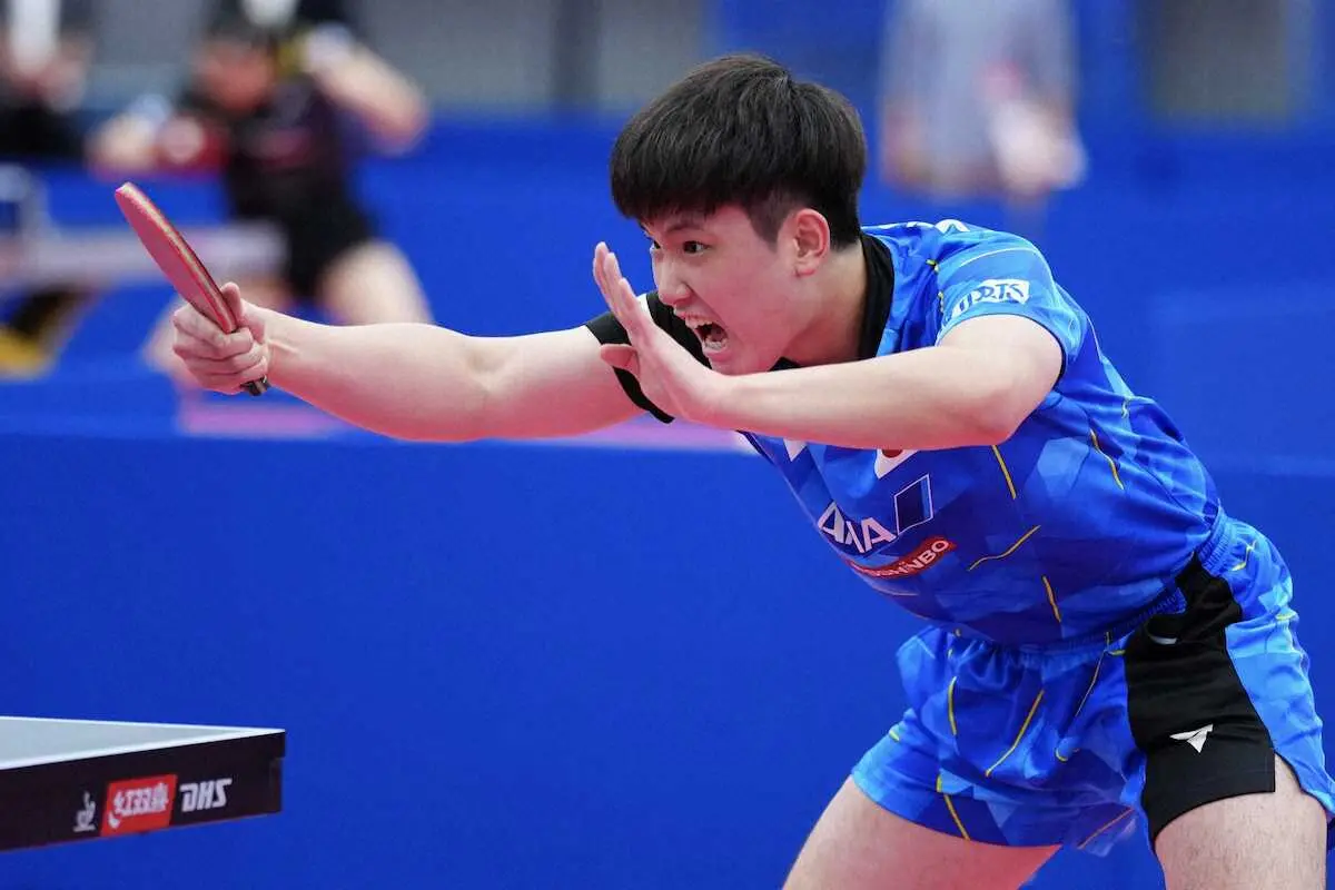 張本智和「まだまだ中国選手との差を感じた。悔しいが、次につながる」世界卓球から帰国