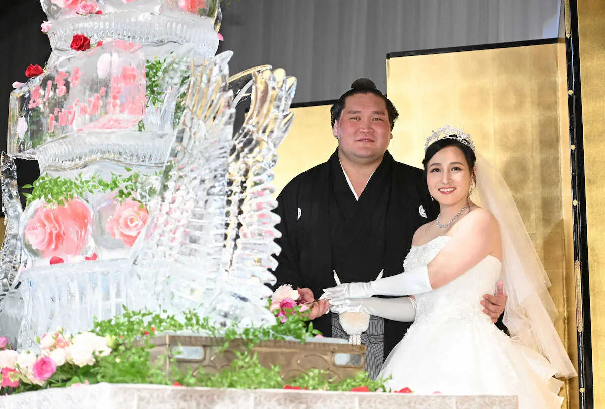 照ノ富士　結婚披露宴に800人出席　夏場所優勝で祝宴に花「この日を迎えることができてうれしく思う」