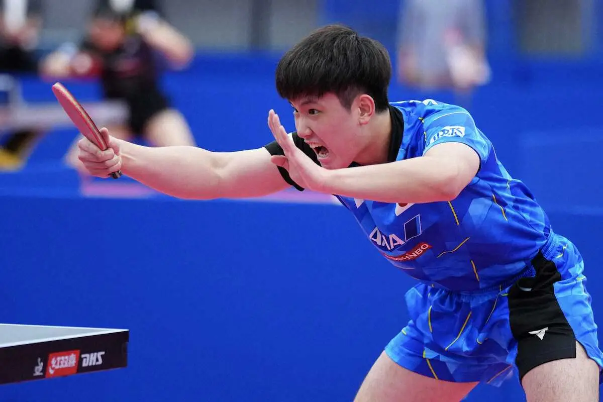 【卓球】張本智和が準々決勝へ「声もおかしい」世界選手権の疲労なんの　Tリーグ個人戦男子