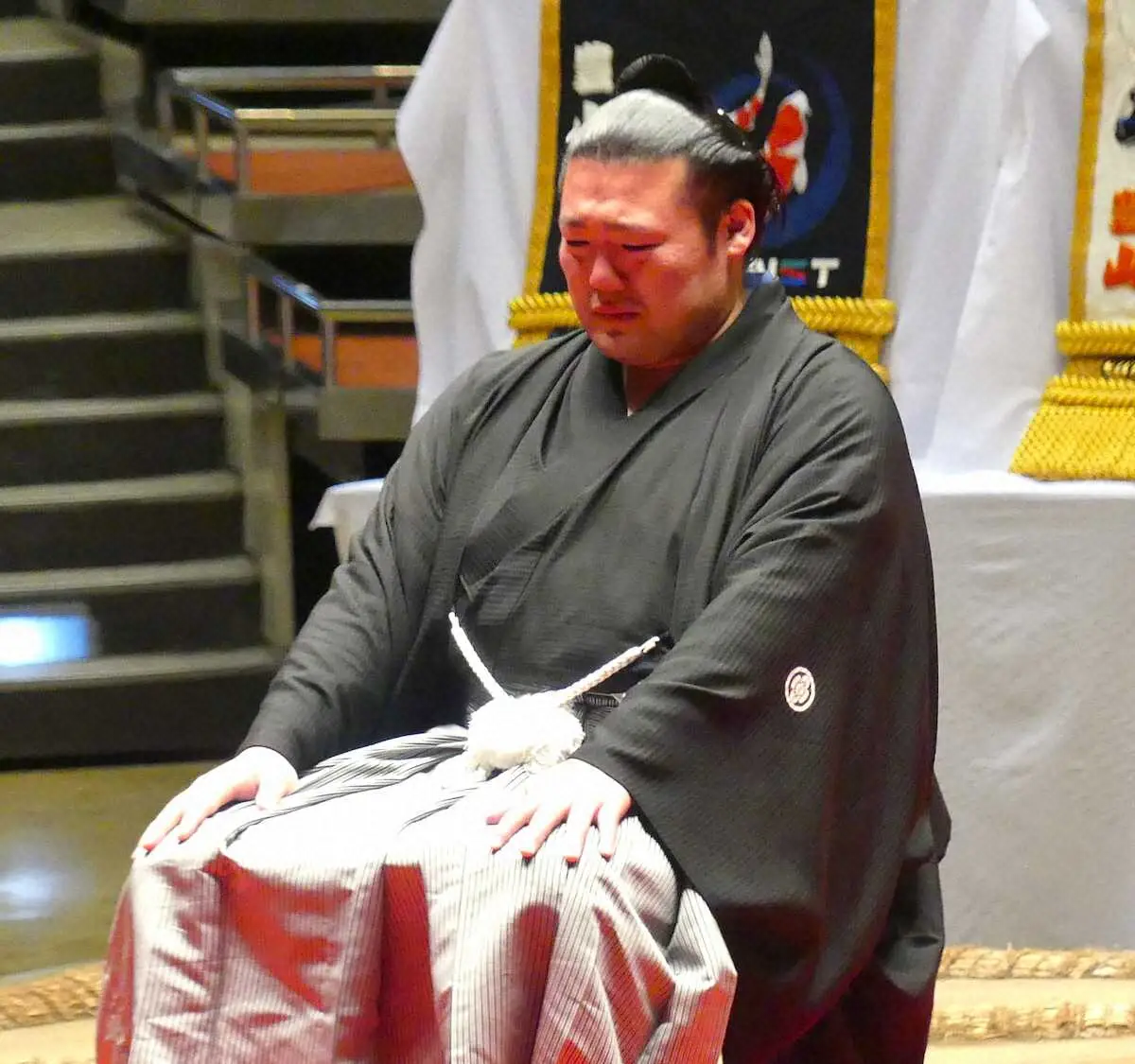 元幕内・豊山　「相撲に恩返し」土俵付きジムづくりへ　断髪式に430人出席