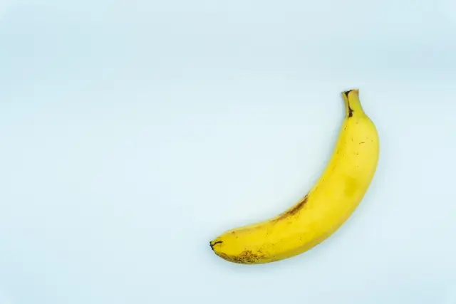 「朝バナナ」が睡眠の質を上げる理由【9月3日は睡眠の日】
