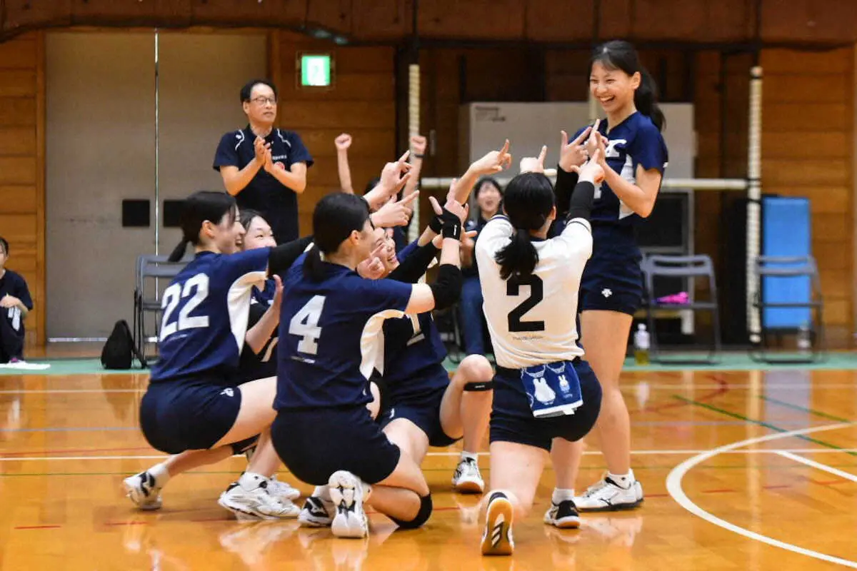 女子　2部から昇格した関学大が初勝利　関西大学バレーボール秋季リーグ