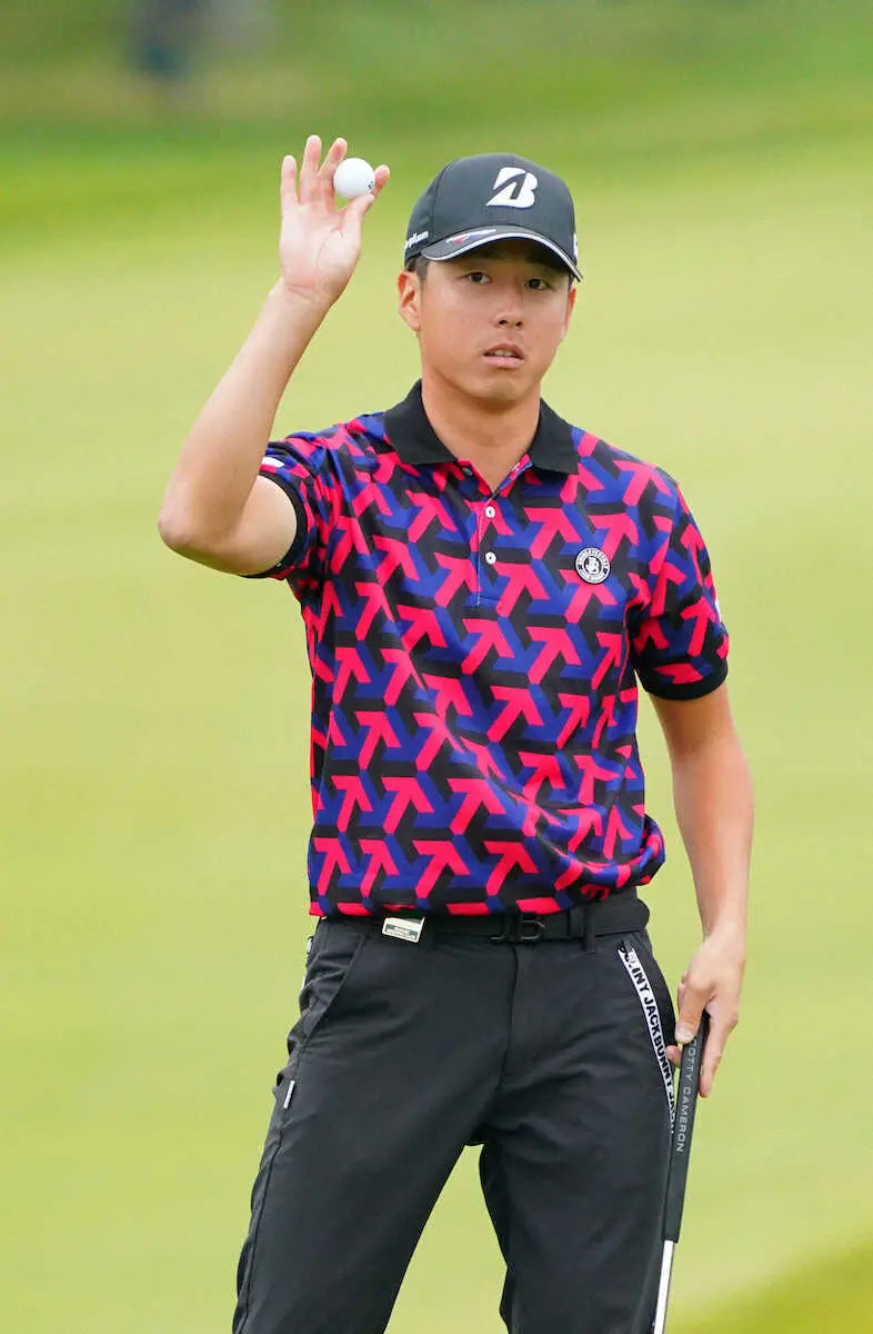 23歳・平本世中　初優勝へ単独首位浮上　初の最終日最終組に「いつも通り自分のゴルフができれば」