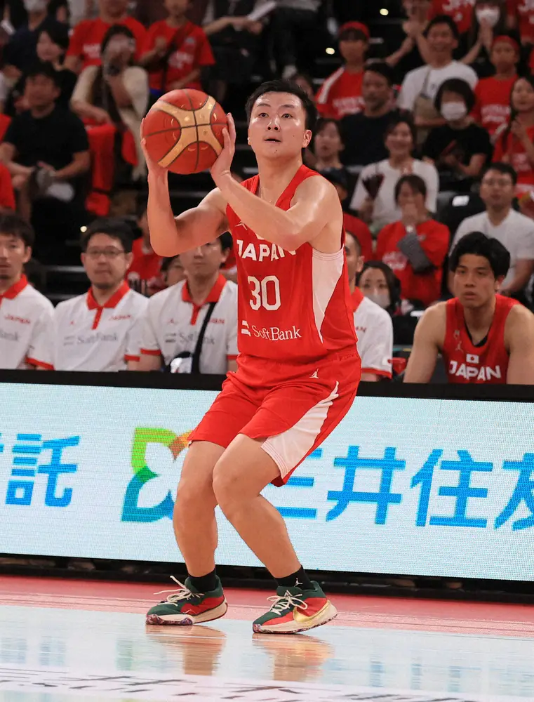 バスケットボール男子日本代表の富永啓生