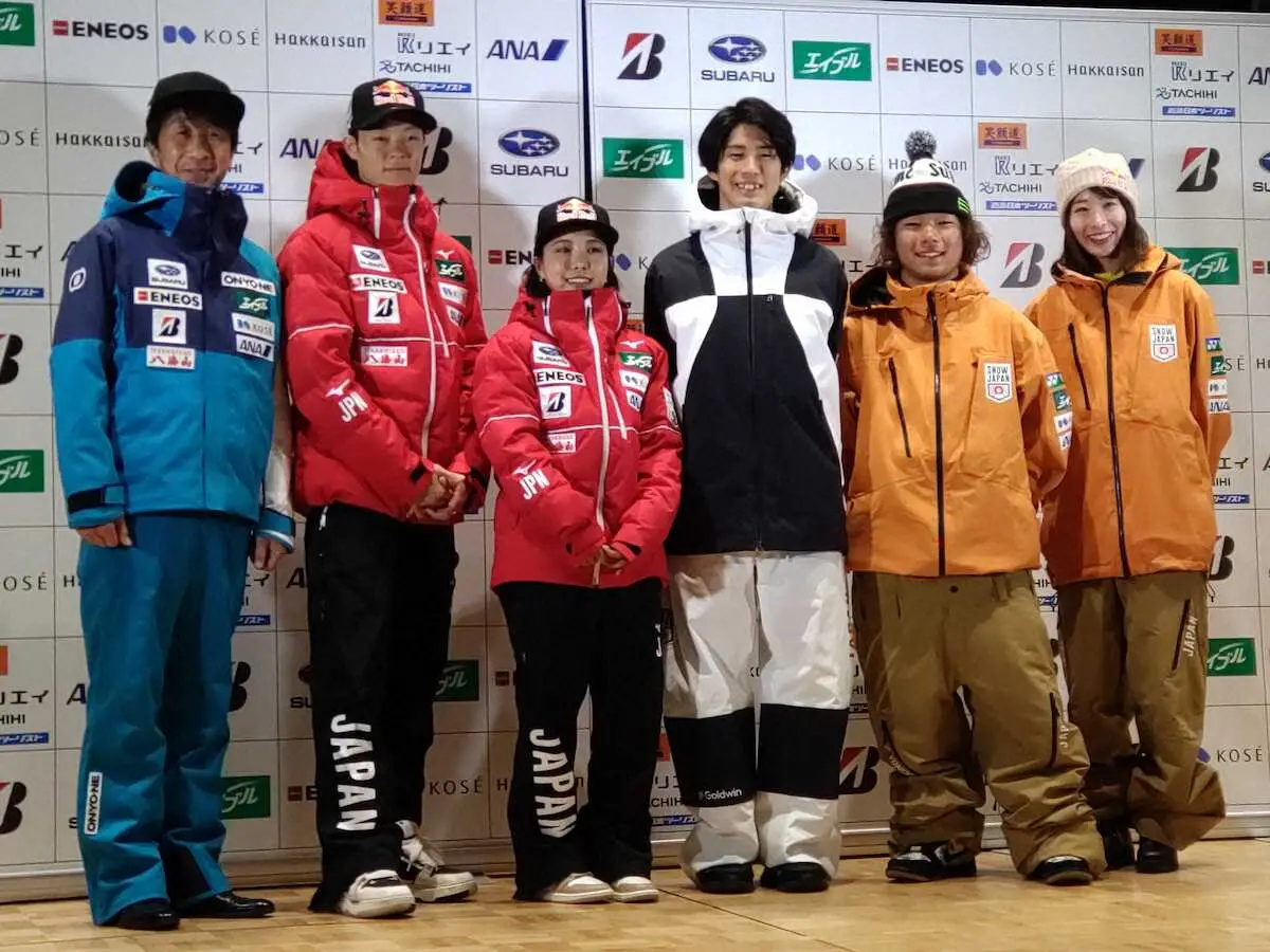 全日本スキー連盟　原田副会長　久々のユニホーム姿「“似合ってますよ”と言われて安心」