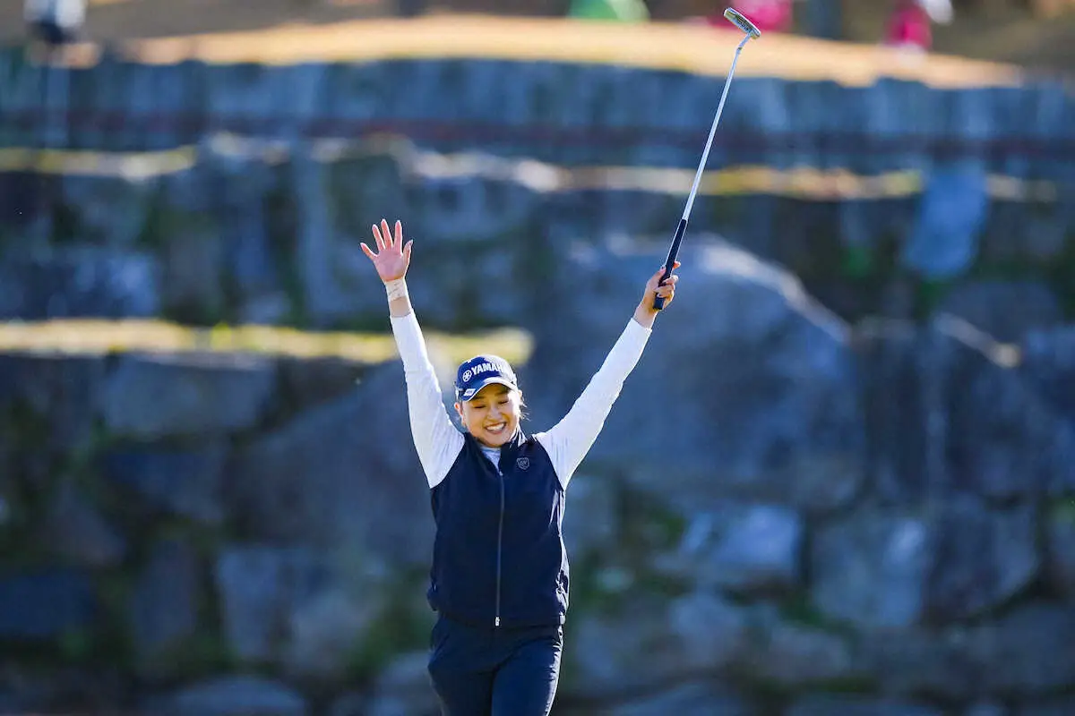 遠回りの黄金世代・高木優奈が完全V「1発目で勝ててうれしい」　女子ゴルフ新人戦