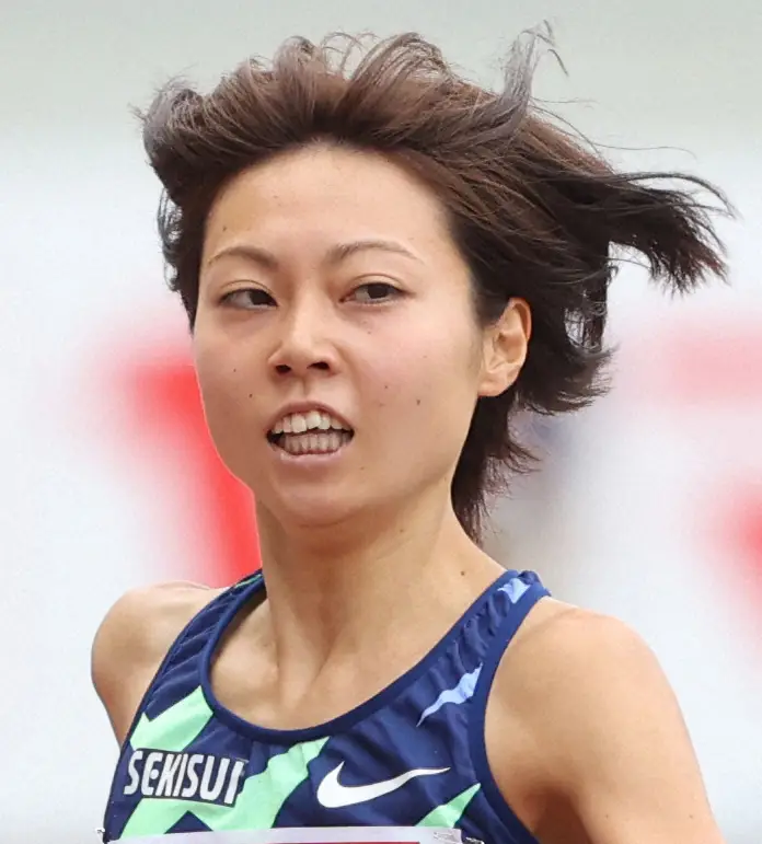 陸上・卜部蘭が結婚発表「人生という長いレースを共に駆け抜けていけたら」東京五輪1500メートル代表