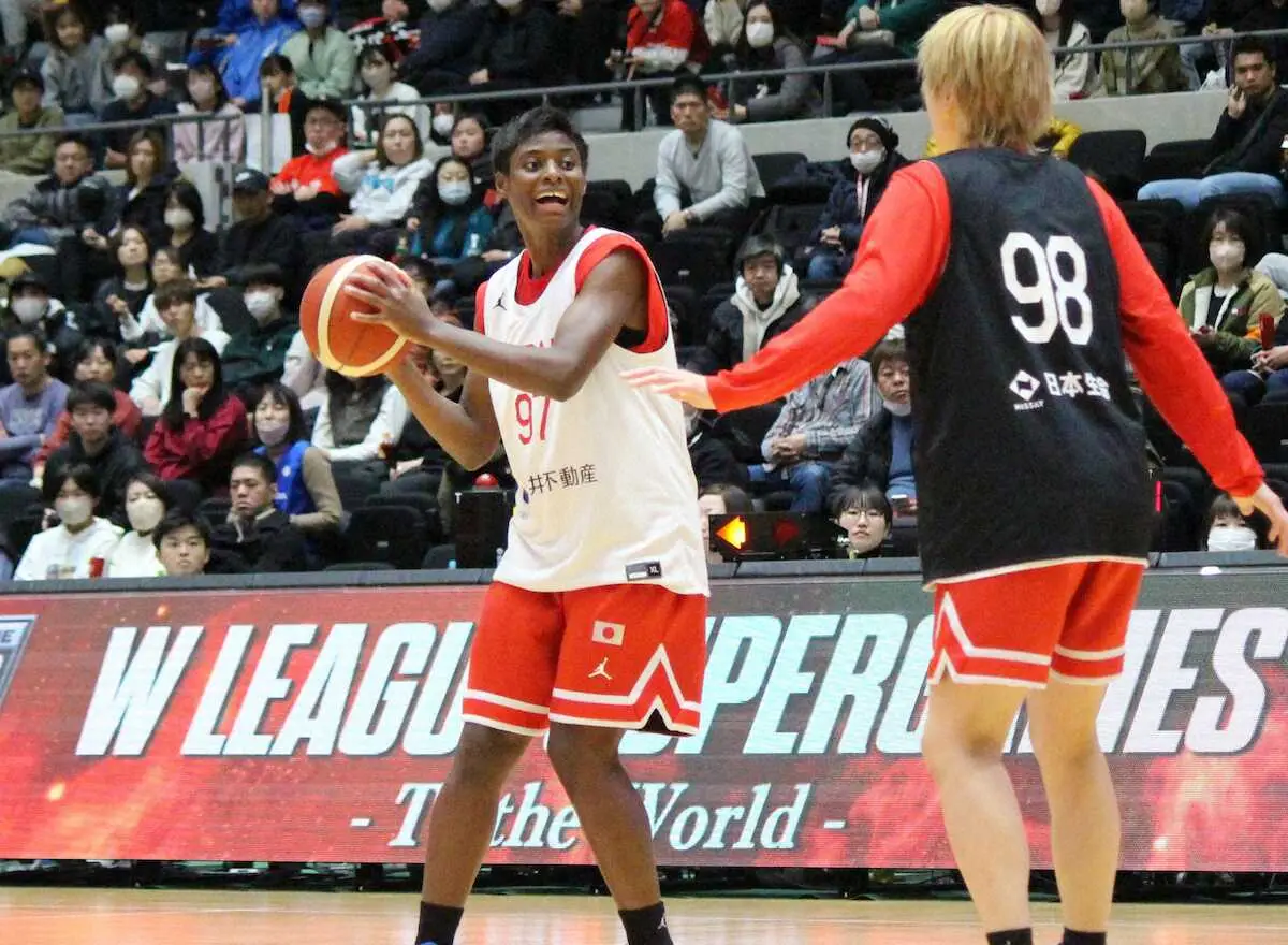 【バスケットボール】馬瓜エブリン最多21得点「チームの起爆剤に」女子日本代表紅白戦