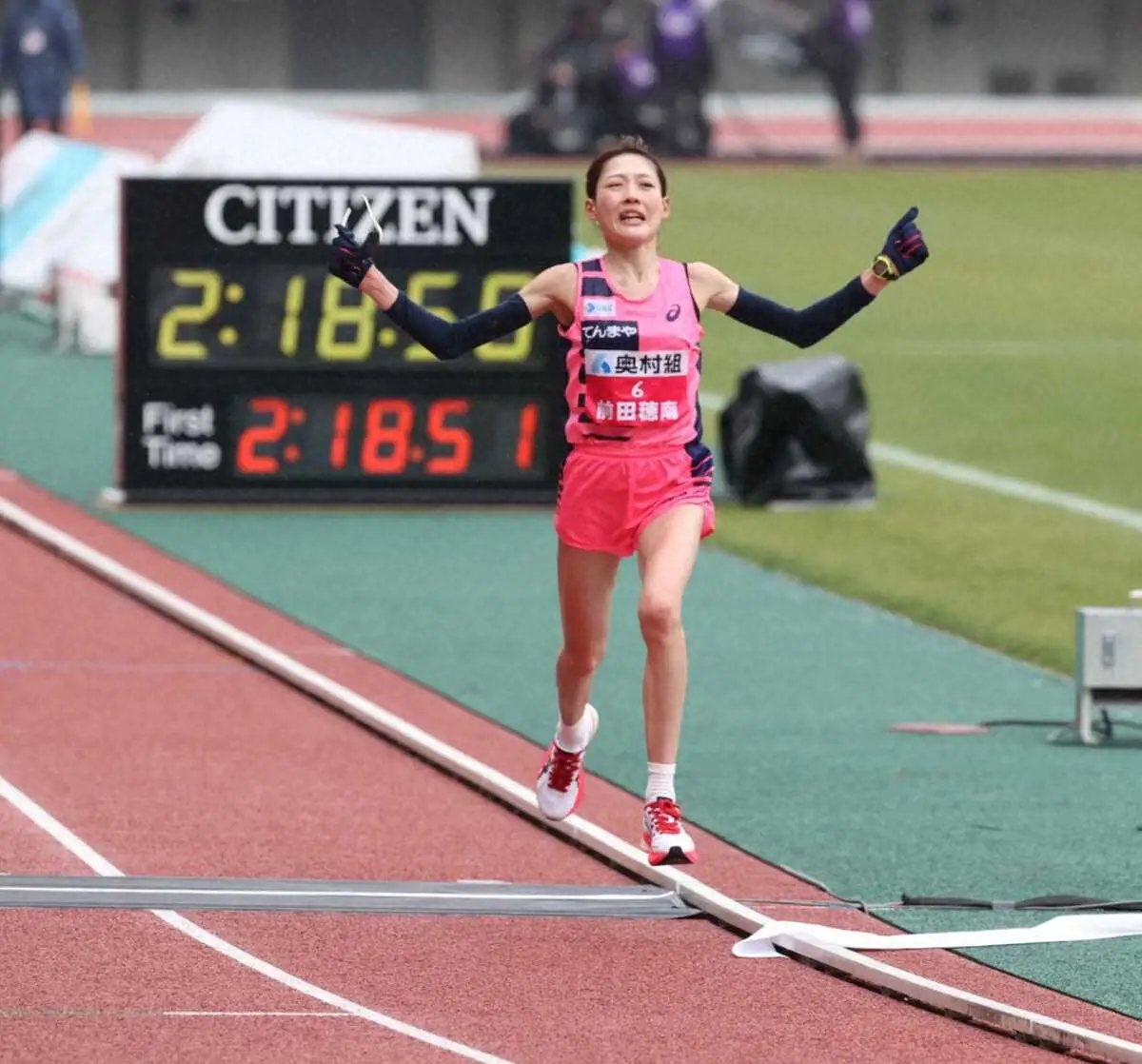 【大阪国際女子マラソン】前田穂南　パリ見えた！2時間18分台の日本新記録「狙っていたのでうれしい」