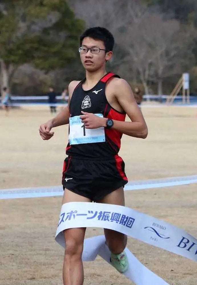 ＜第9回全国中学生クロスカントリー大会＞3年男子3キロで優勝した田中悠大