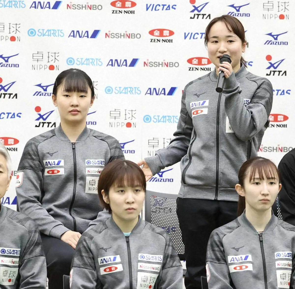 【世界卓球】伊藤美誠の“監督”ぶりが話題…最強日本女子の精神的支柱「パリもお願いします！監督で」