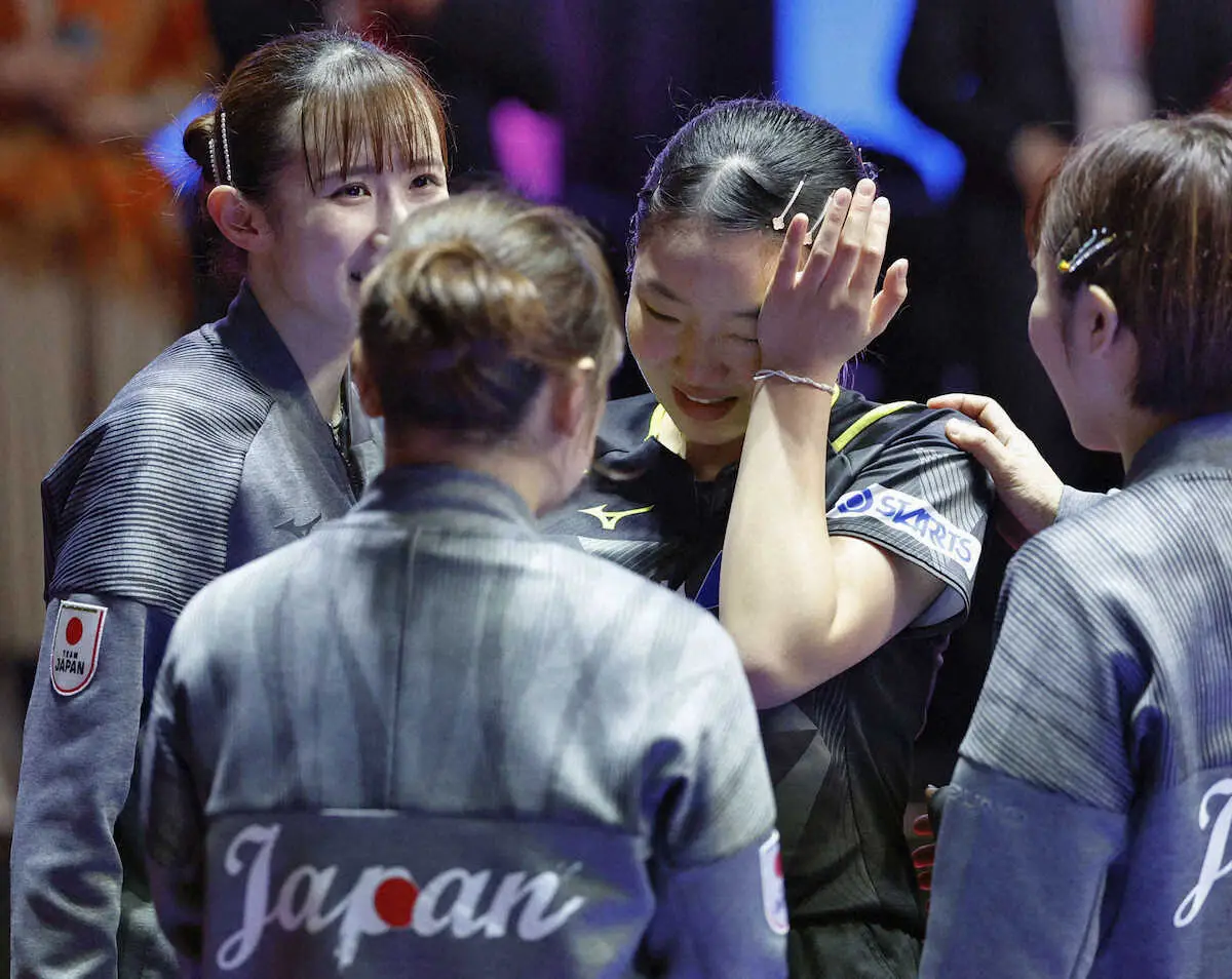 【世界卓球】日本女子　53年ぶり金あと一歩…中国追いつめた銀　悔しさバネにパリ五輪で雪辱必ず