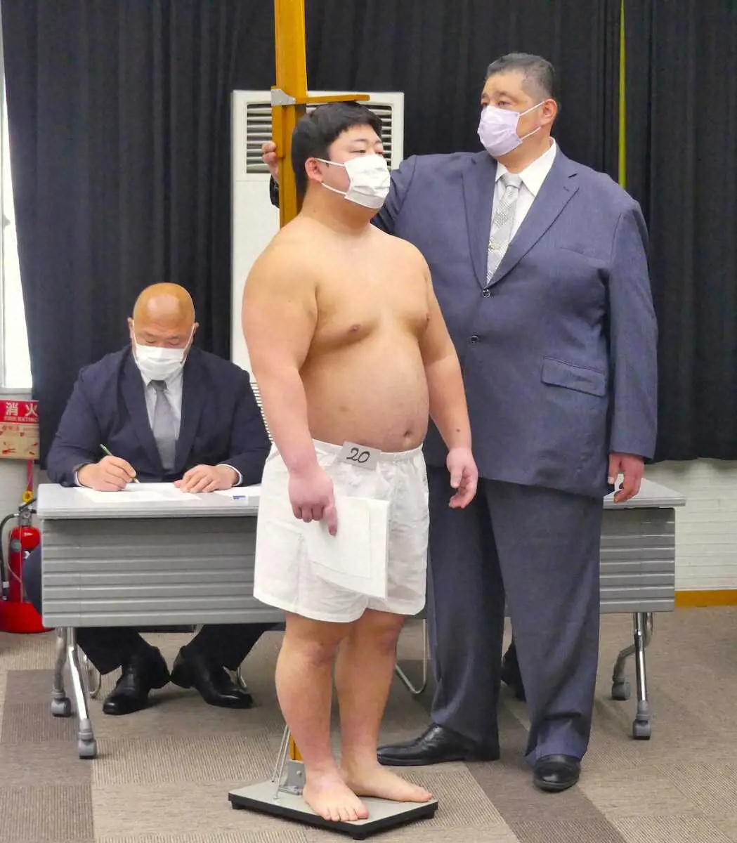 大相撲春場所新弟子検査　過去最少27人受験　宮城野部屋19歳・松井　先輩に「食らいつく」