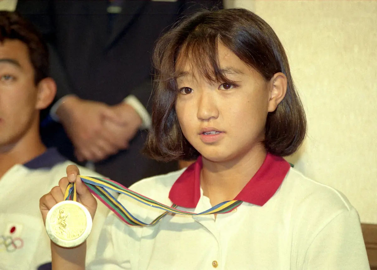 岩崎恭子氏　14歳の金メダル獲得でマスコミが過酷な取材攻勢…あの詩人の言葉に救われた