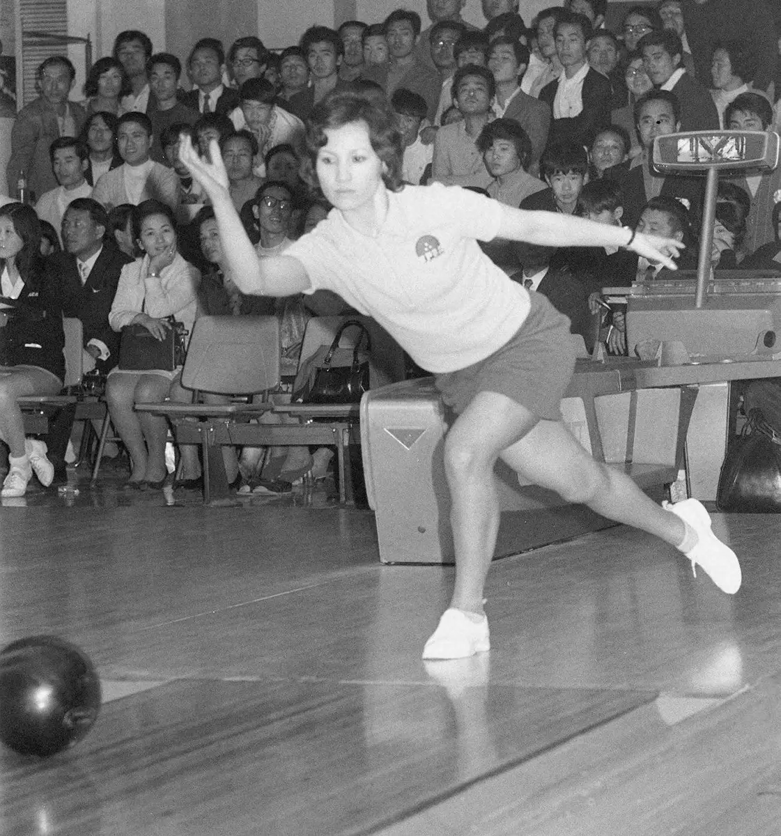 71年、中山徹さんの姉でボウリング女子プロ1期生として人気を博した中山律子さん。
