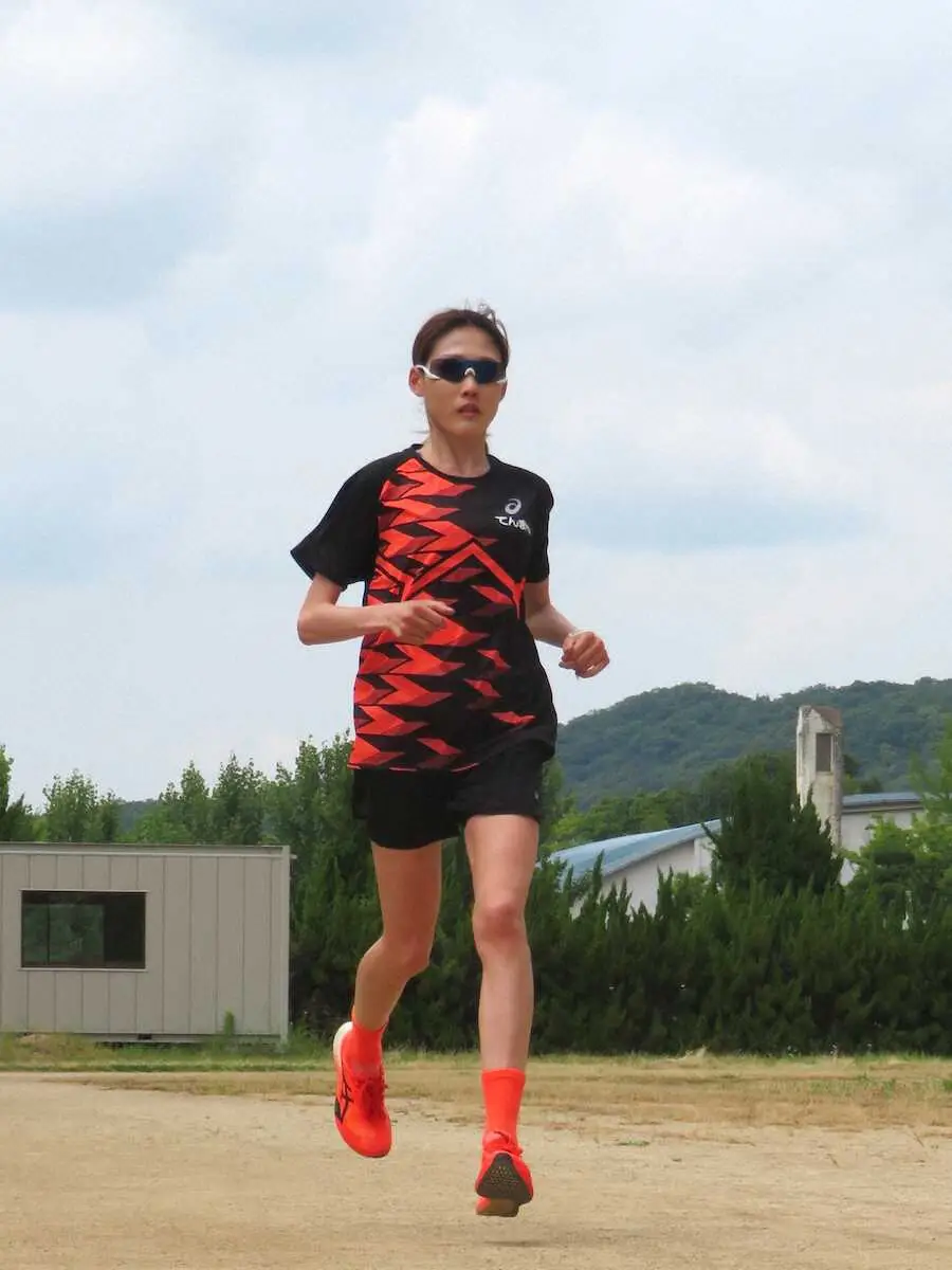 パリ五輪女子マラソン代表の前田穂南が練習を公開「最大限のパフォーマンスを」