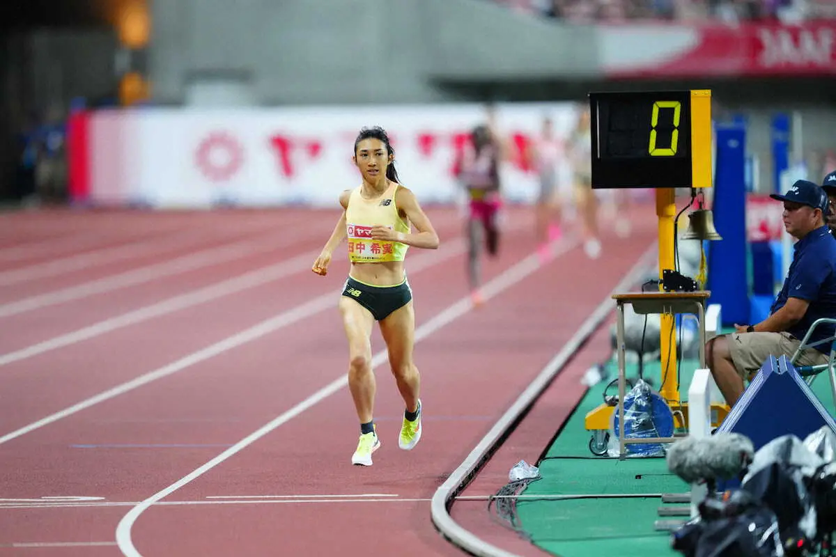 ＜陸上日本選手権第2日＞女子1500メートルで5連覇を達成した田中希実（撮影・小海途　良幹）