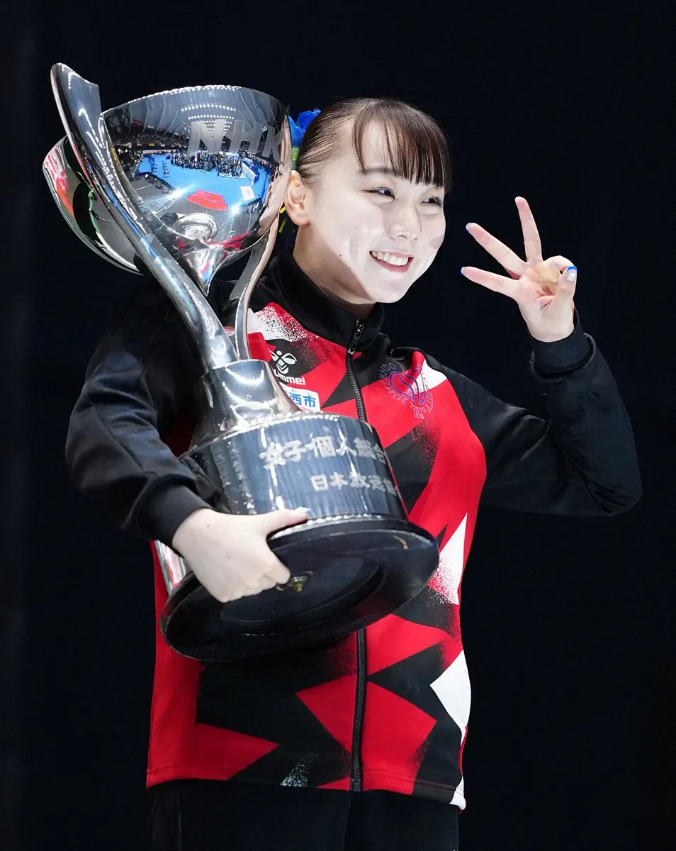 2024年、体操NHK杯を3連覇を達成し笑顔の宮田笙子