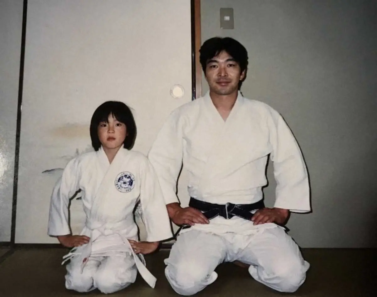 日本金1号！柔道・角田夏実と父の独創的過ぎる練習　ランディ・ジョンソンの等身大パネルに…