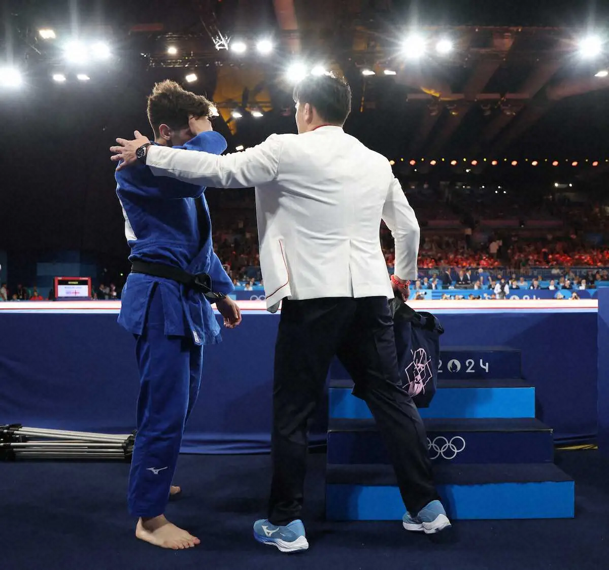 場内ブーイング騒然90キロ級決勝　村尾の内股に鈴木監督「映像で見ましたけど、今回の五輪に関しては…」