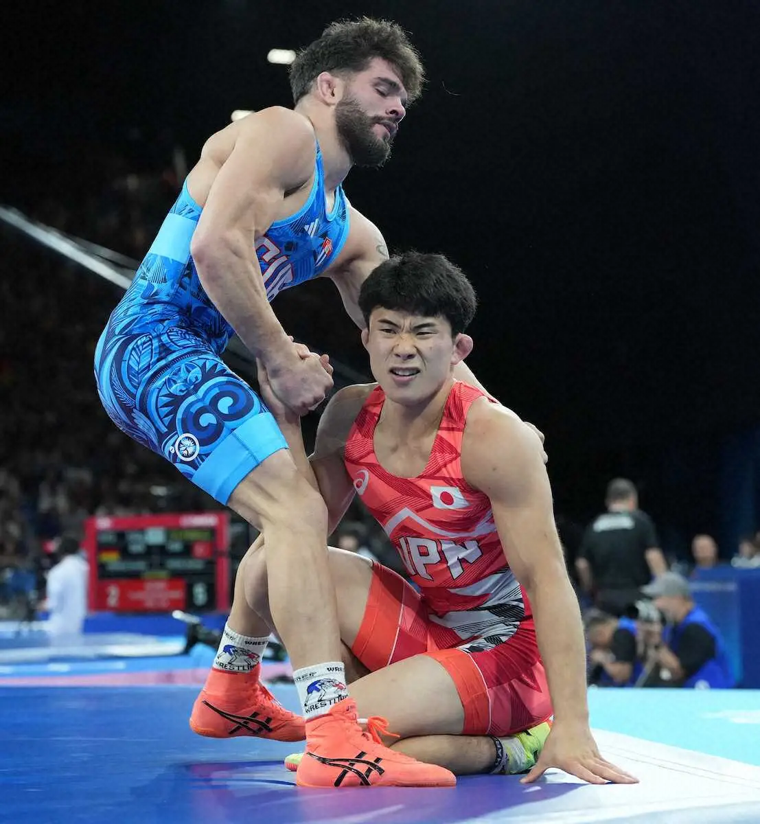 ＜パリ五輪・レスリング男子グレコローマン67キロ級1回戦＞初戦で敗れ厳しい表情の曽我部（撮影・岡田　丈靖）