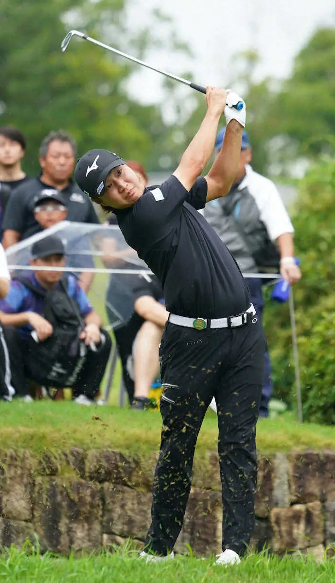 平田憲聖が逆転V　石川遼、松山英樹に次ぐ年少記録で年間4勝達成