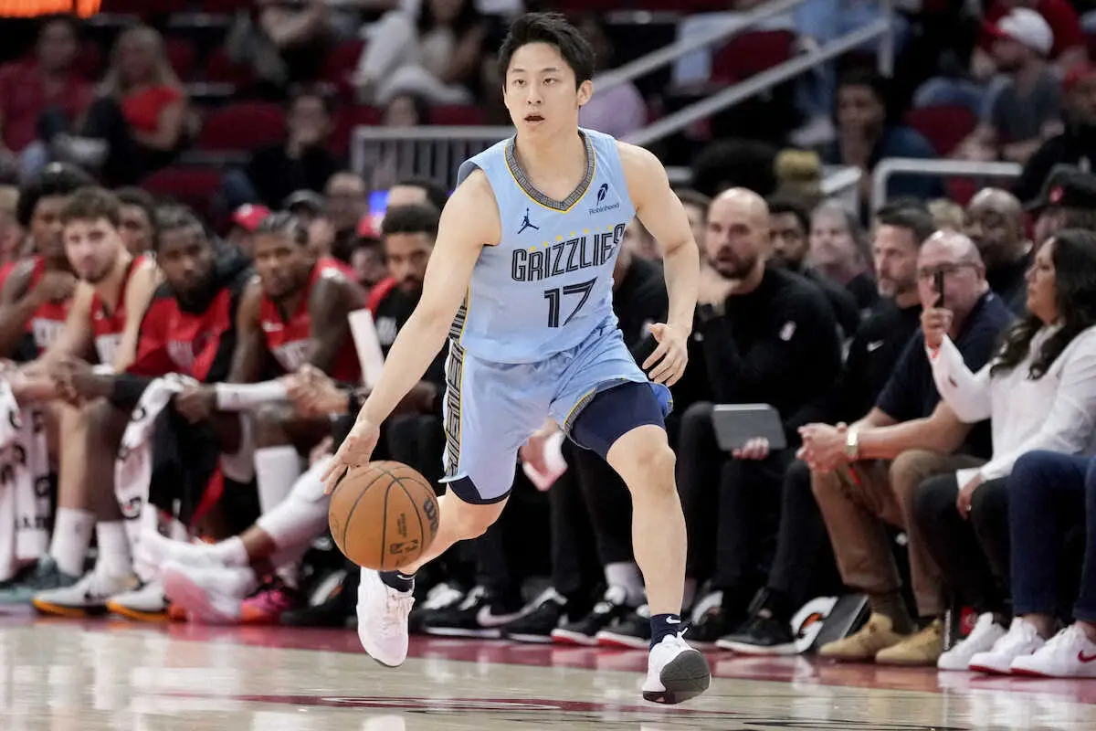 【画像・写真】河村勇輝　NBAデビューでいきなりノールックパス！日本人4人目のNBA選手に　グリズリーズは逆転負け